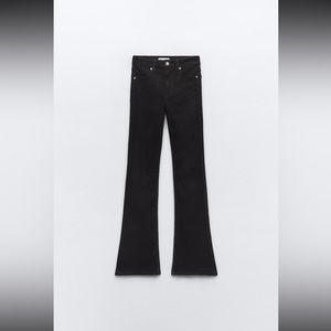 FULL LENGTH TRF MID-RISE FLARE JEANS NWOT